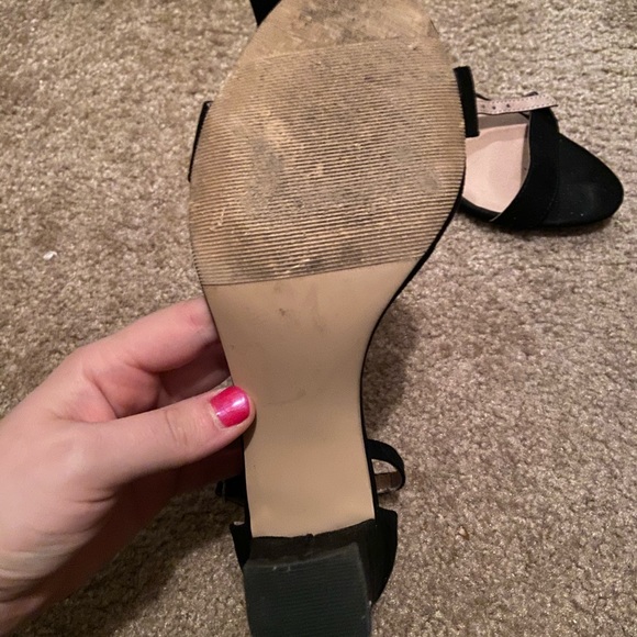 Cute Black Chunky Heels - Picture 4 of 8